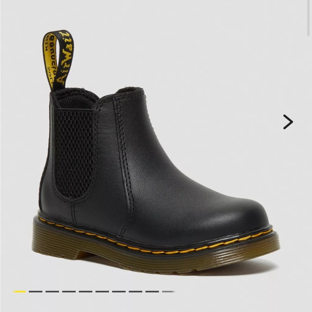 DR MARTENS Black Leather Boots